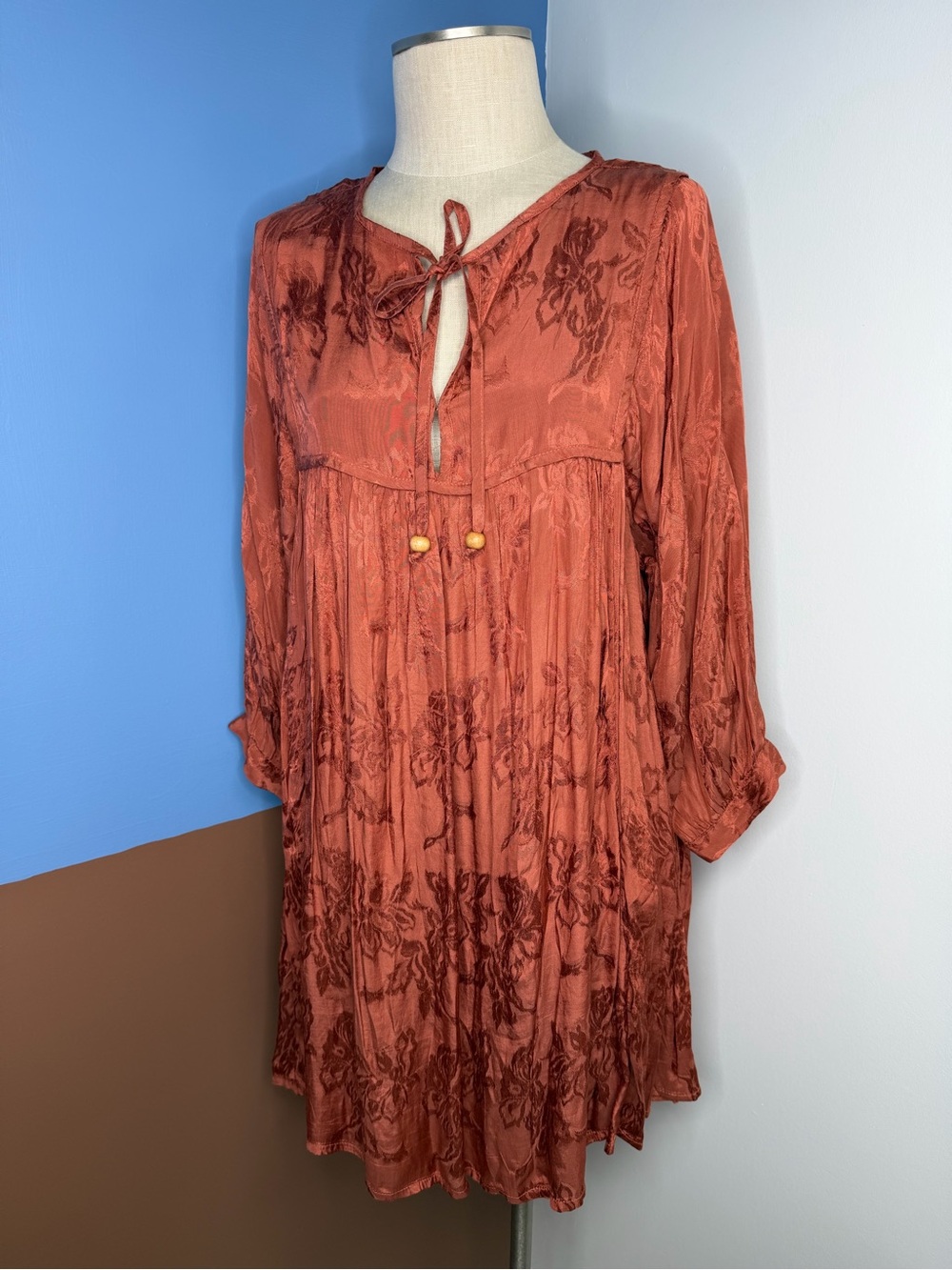 Natural Life Rose Rust Floral Tie-Neck Women’s Tunic Babydoll Dress Medium